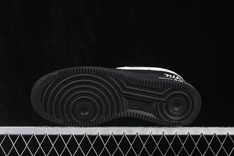 All Categories Nk Air Force 1 Air Force Series Nk Air Force 1 Low Air Force Low Nike Air Force 1'07 Low Black Suede Warrior Air Force One Low Casual Shoes NH0601-547